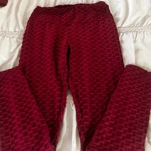 If It Were Me Women's 3-Piece Ribbed Sports Set in Red - Size Medium